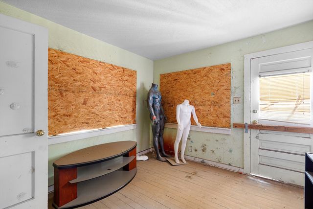 635 & 637 BROADWAY Boulevard SE, Albuquerque, NM 87102