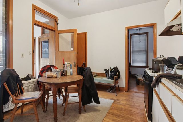 2228 W Augusta Boulevard, Chicago, IL 60622