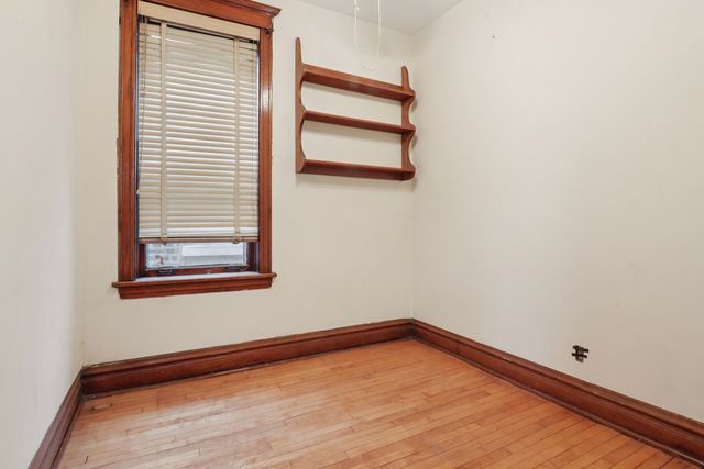 2228 W Augusta Boulevard, Chicago, IL 60622