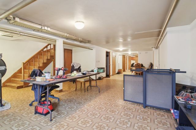 2228 W Augusta Boulevard, Chicago, IL 60622