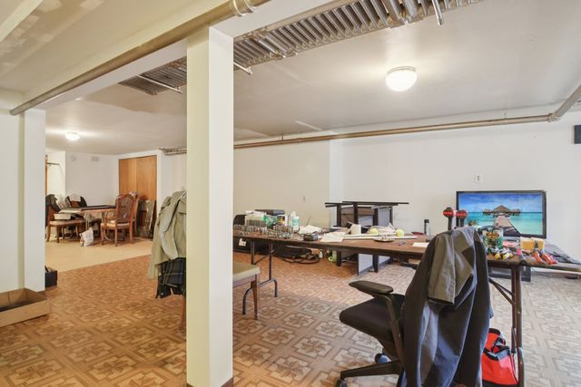 2228 W Augusta Boulevard, Chicago, IL 60622