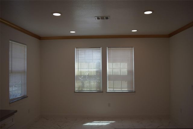 445 Road 5102 J, Cleveland, TX 77327