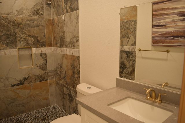 445 Road 5102 J, Cleveland, TX 77327