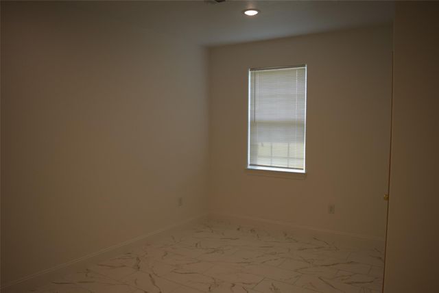 445 Road 5102 J, Cleveland, TX 77327