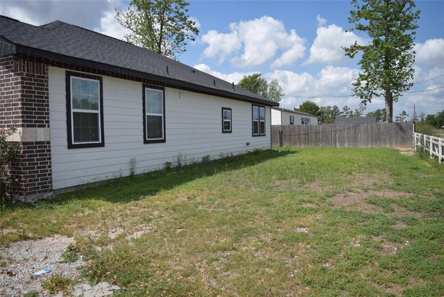 445 Road 5102 J, Cleveland, TX 77327