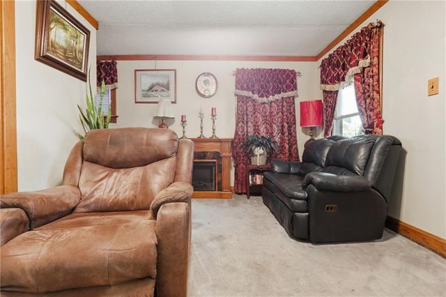 446 N 16th Street, Kansas City, KS 66102