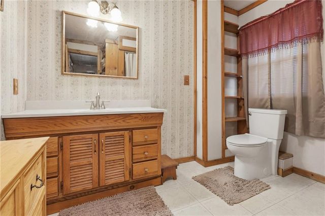 446 N 16th Street, Kansas City, KS 66102