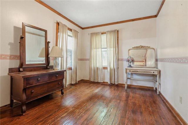 446 N 16th Street, Kansas City, KS 66102