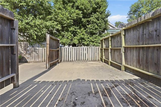 446 N 16th Street, Kansas City, KS 66102