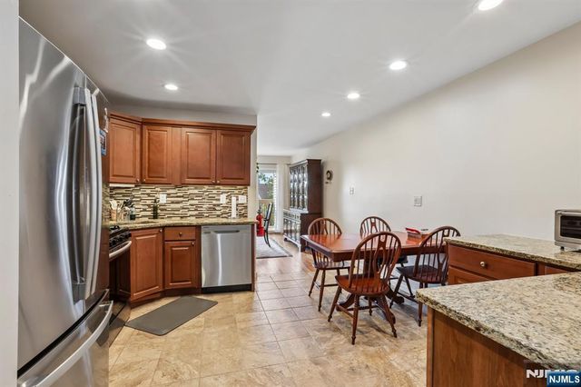 411 Heights Drive 8, Haledon, NJ 07508