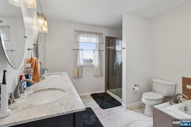 411 Heights Drive 8, Haledon, NJ 07508