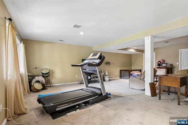 411 Heights Drive 8, Haledon, NJ 07508