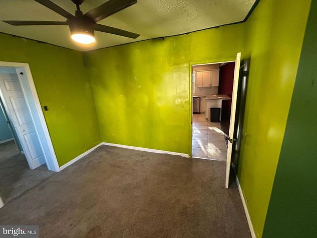 3 VINCENT AVE, Essex, MD 21221