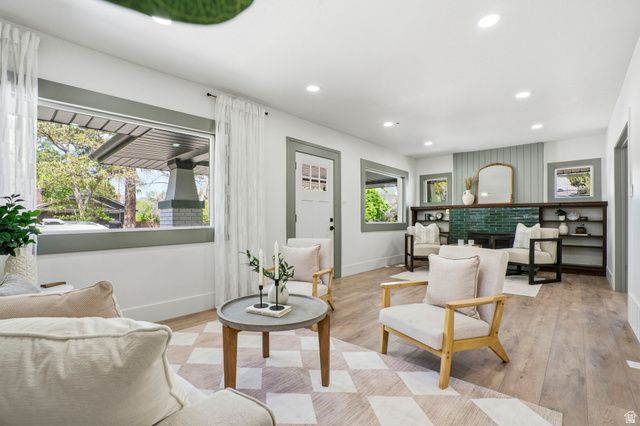 938 E HOLLYWOOD AVE, Salt Lake City, UT 84105