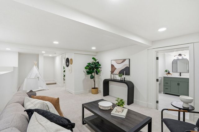 938 E HOLLYWOOD AVE, Salt Lake City, UT 84105