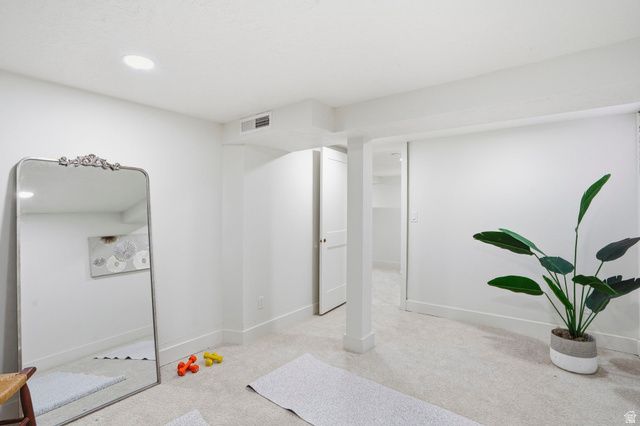 938 E HOLLYWOOD AVE, Salt Lake City, UT 84105