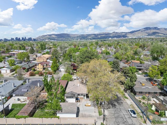 938 E HOLLYWOOD AVE, Salt Lake City, UT 84105