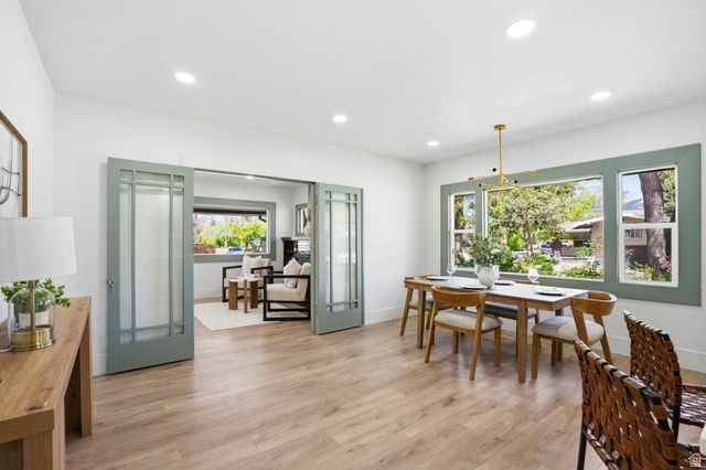 938 E HOLLYWOOD AVE, Salt Lake City, UT 84105