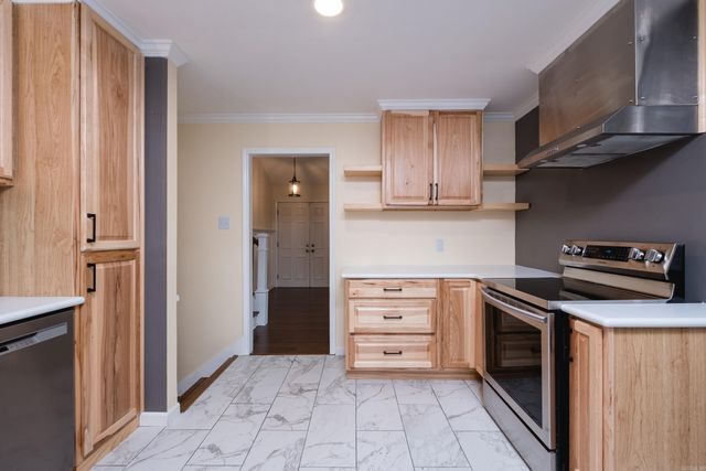 23 Inverness Cir, Little Rock, AR 72212