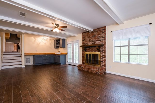 23 Inverness Cir, Little Rock, AR 72212