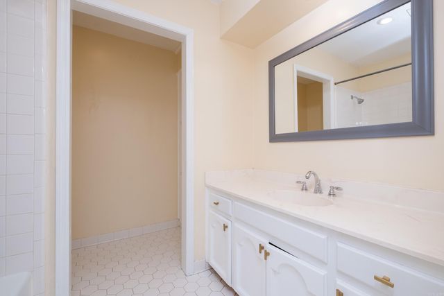 23 Inverness Cir, Little Rock, AR 72212