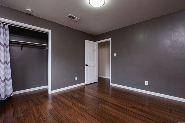 23 Inverness Cir, Little Rock, AR 72212