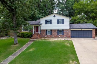 23 Inverness Cir, Little Rock, AR 72212