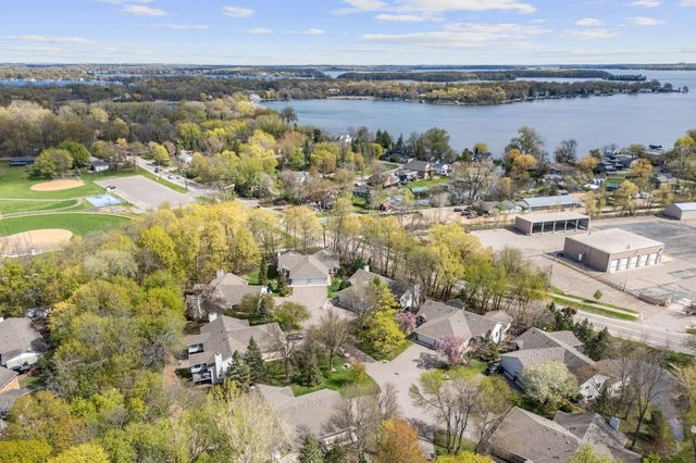 5465 Gideons Lane, Excelsior, MN 55331