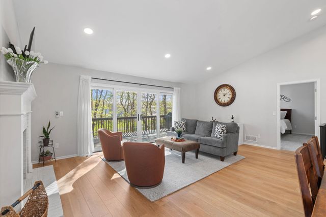 5465 Gideons Lane, Excelsior, MN 55331
