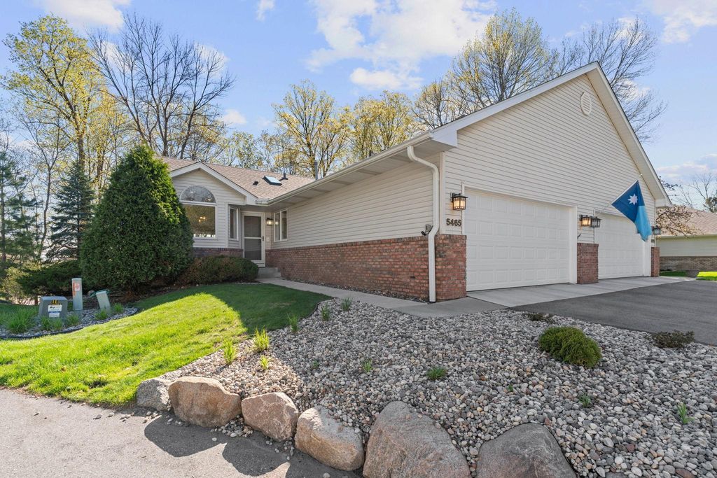 5465 Gideons Lane, Excelsior, MN 55331