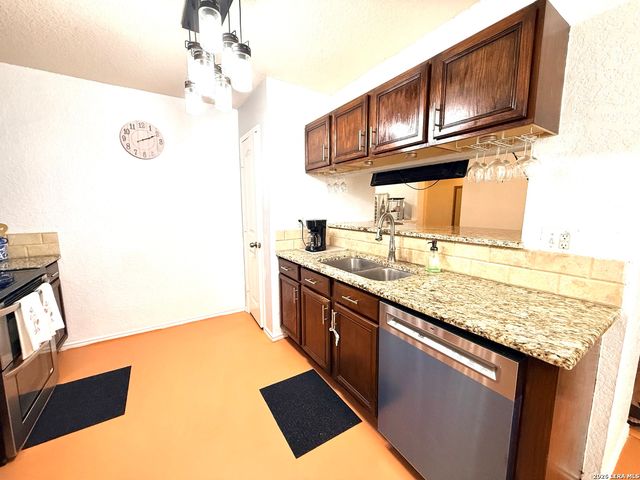 4715 Juniper Farm, San Antonio, TX 78244