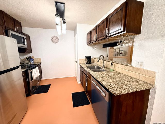 4715 Juniper Farm, San Antonio, TX 78244