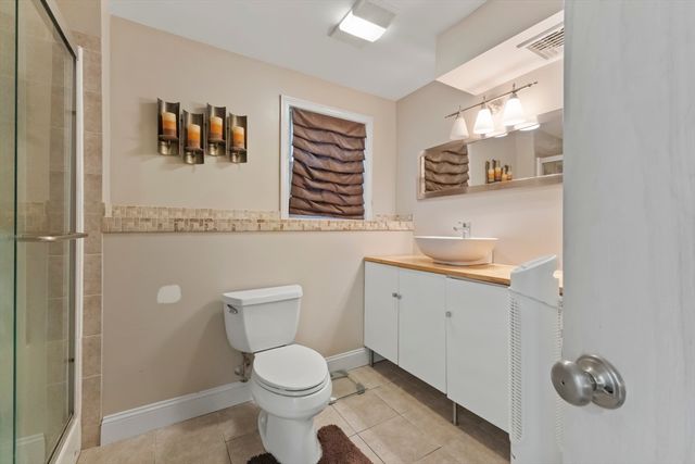 72 Ida Lane, Fall River, MA 02720