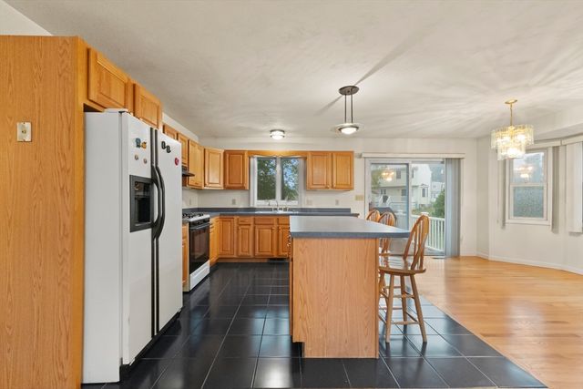 72 Ida Lane, Fall River, MA 02720