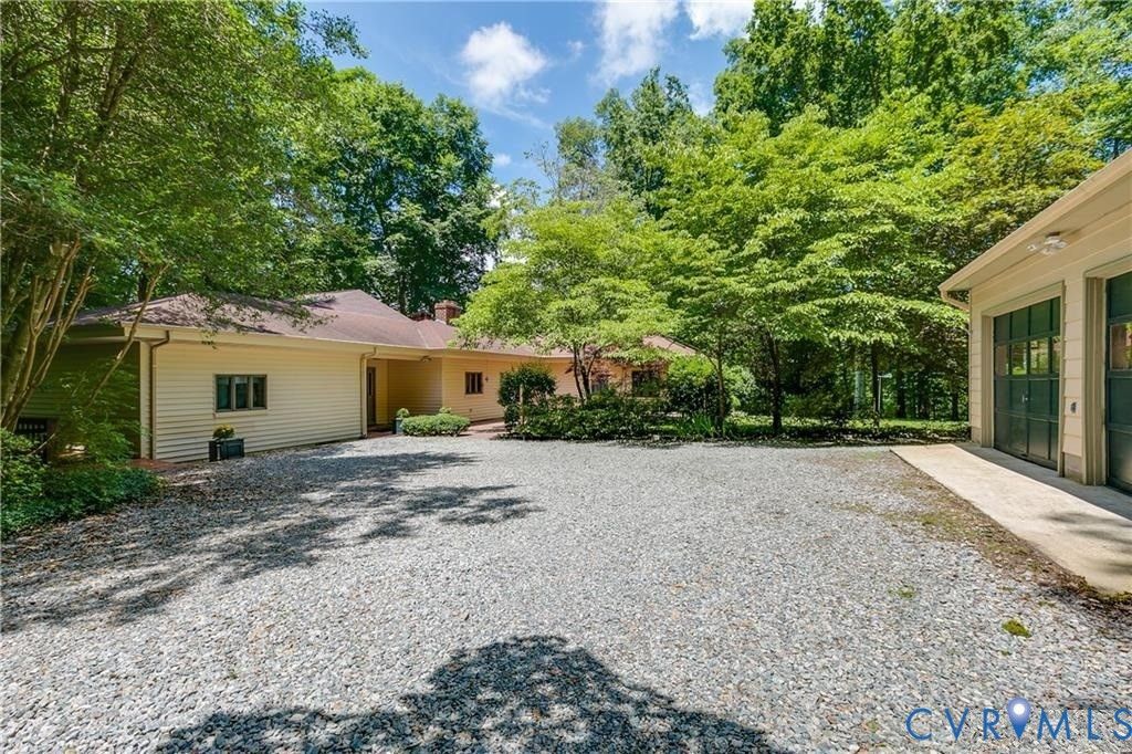 8499 Anderson Ct, Mechanicsville, VA 23116