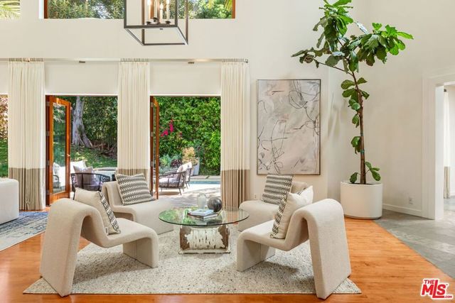 1188 Brooklawn Drive, Los Angeles, CA 90077