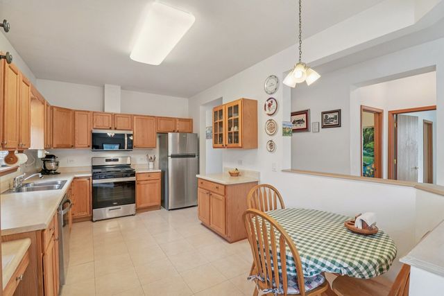 3306 Stakes Lane, Grayslake, IL 60030