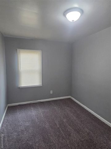18624 Albion Street, Detroit, MI 48234