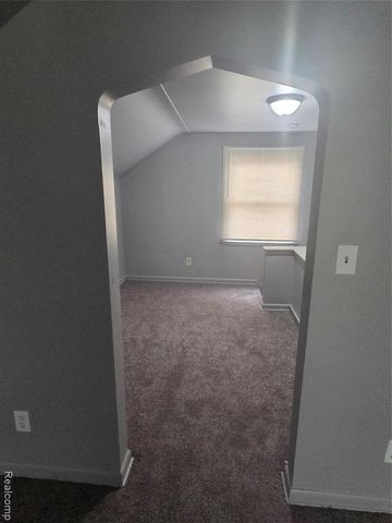 18624 Albion Street, Detroit, MI 48234