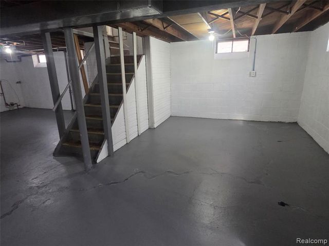 18624 Albion Street, Detroit, MI 48234