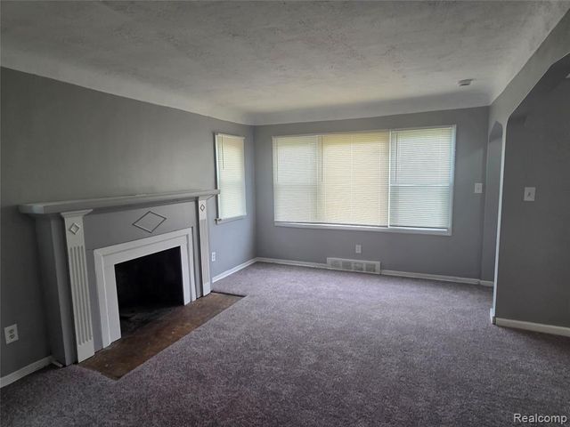 18624 Albion Street, Detroit, MI 48234