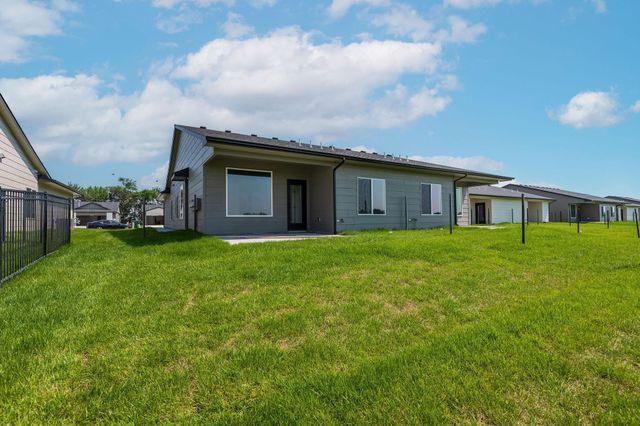11330 W 35th Cir, Wichita, KS 67215
