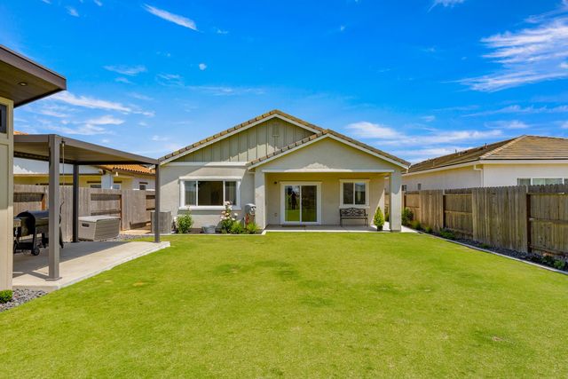 1032 Fortuna Dr, Roseville, CA 95747