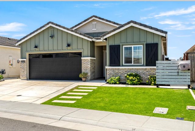 1032 Fortuna Dr, Roseville, CA 95747