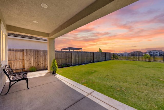 1032 Fortuna Dr, Roseville, CA 95747