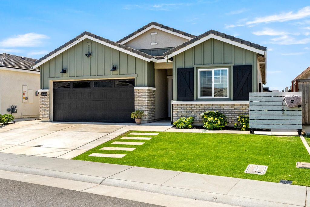 1032 Fortuna Dr, Roseville, CA 95747