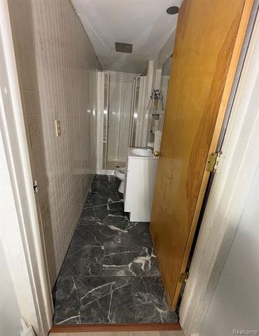 6240 S Labelle Drive, Idlewild, MI 49642