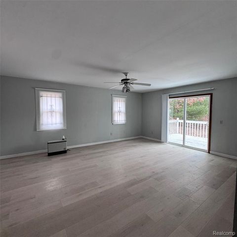 6240 S Labelle Drive, Idlewild, MI 49642