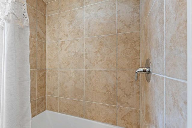 1401 HEERMANN COURT, Sheboygan, WI 53081