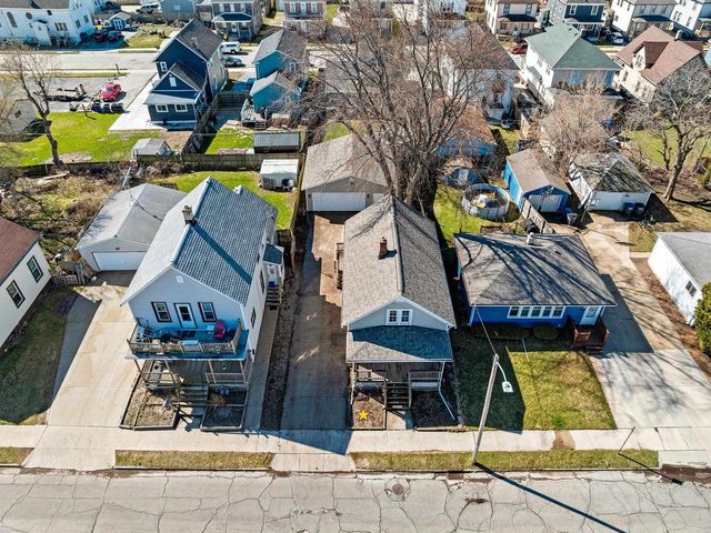1401 HEERMANN COURT, Sheboygan, WI 53081
